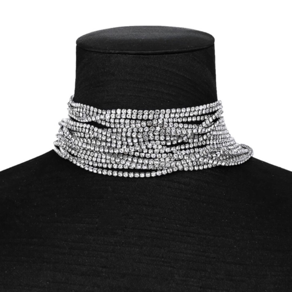 🎀 NEW • Silver Crystal Multilink Choker • - Picture 3 of 6